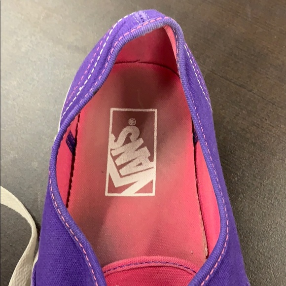 Vans - Picture 5 of 5